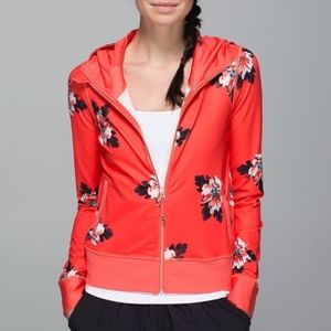 Lululemon size 10 namaskar hoodie